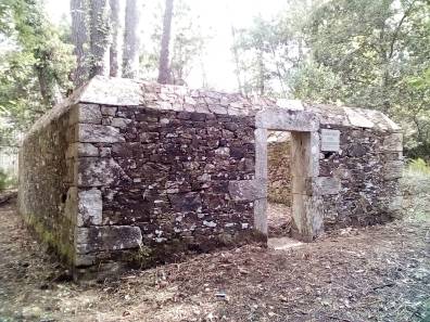 Antigo cemiterio civil de Cortiño